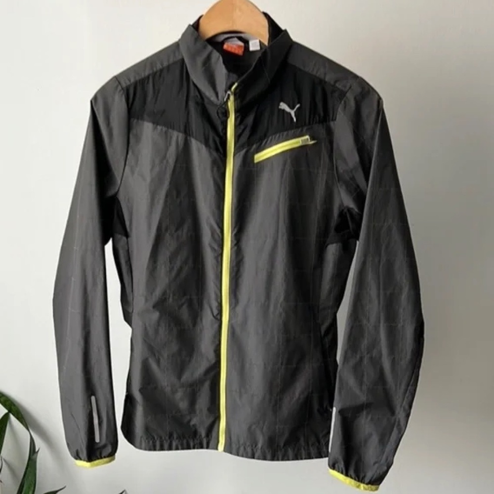 Puma kids active windbreaker Grey Jacket with Yellow Accents XS